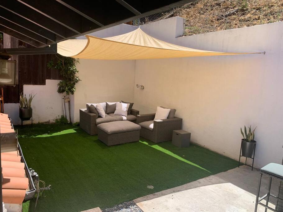 Stunning Mediterranean Mansion In Laurel Canyon لوس أنجلوس المظهر الخارجي الصورة